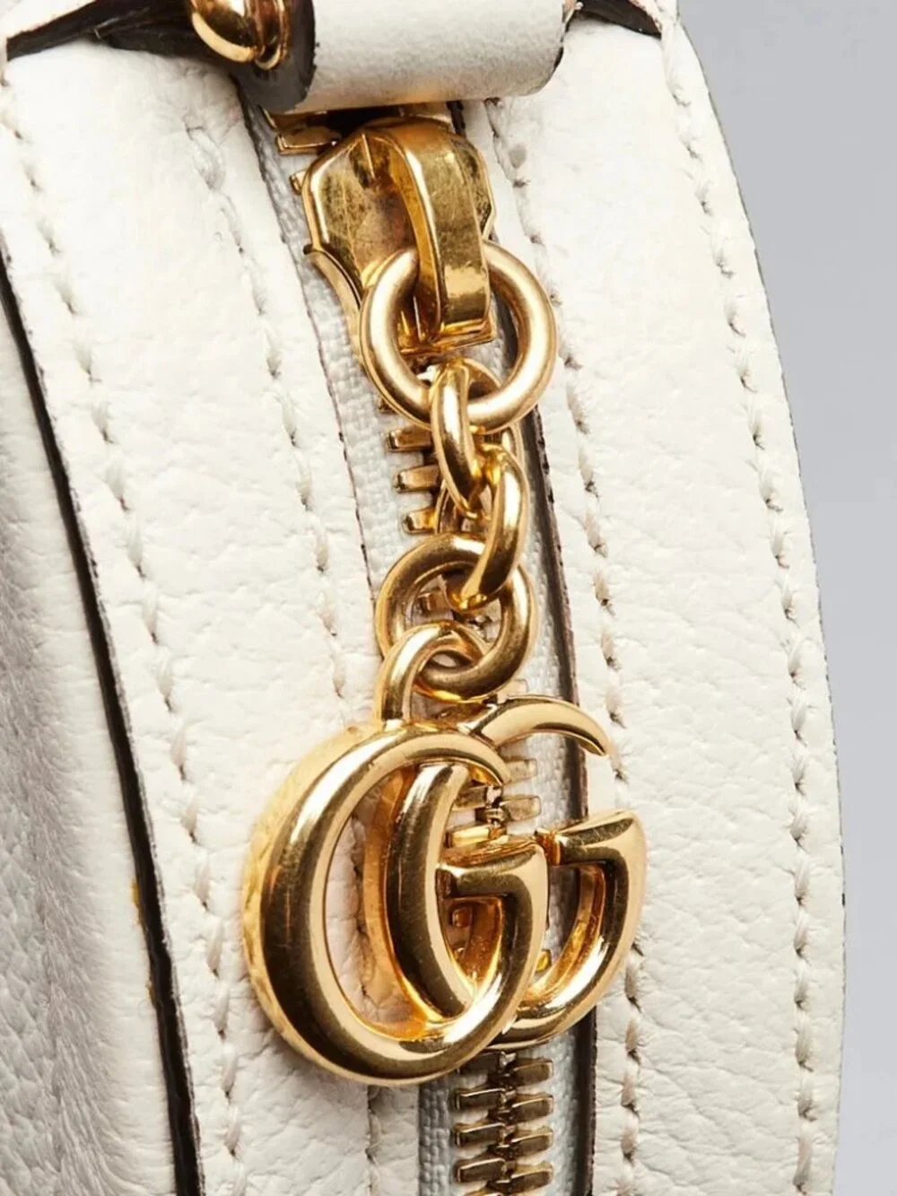 Gucci White Leather Ophidia Mini Circle Camera Bag